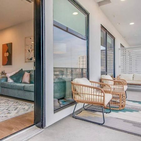 Stylish Downtown Condo W/ Pool & Parking Nashville Exterior photo